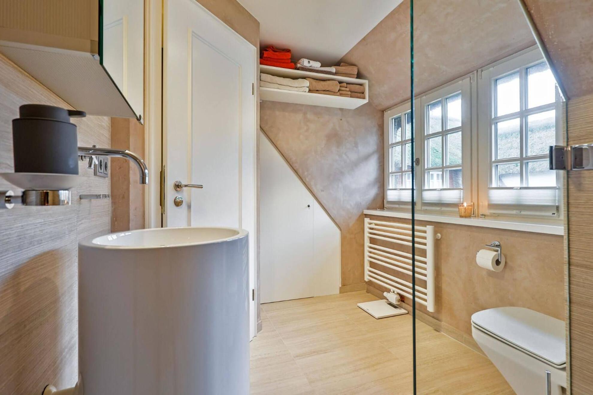 Kuschelnest Unter Reet Mit Pool Und Sauna Keitum