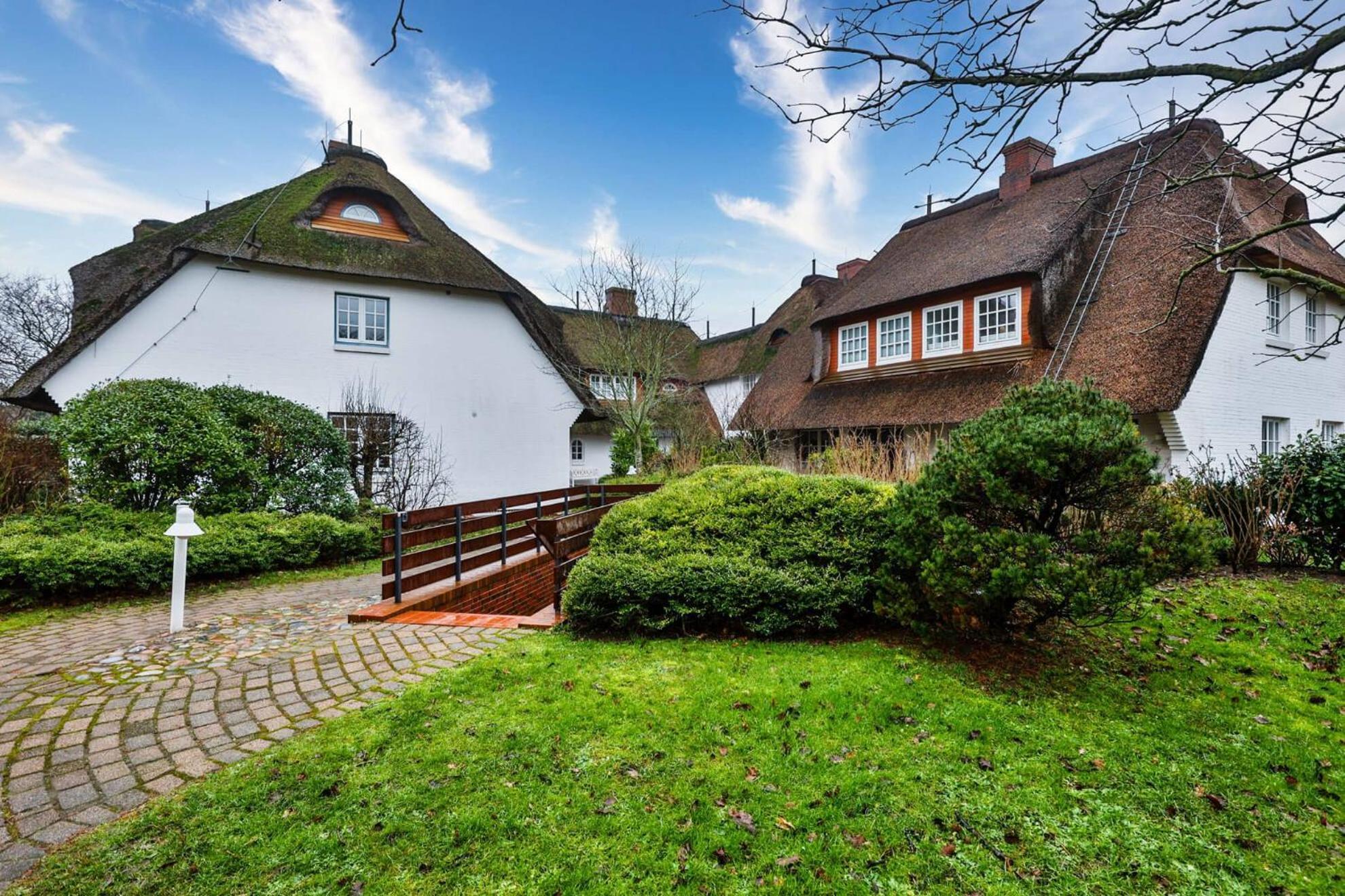 Apartment Kuschelnest Unter Reet Mit Pool Und Sauna